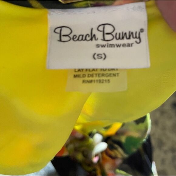 Beach Bunny One Piece Bathing Suit - Picture 5 of 10